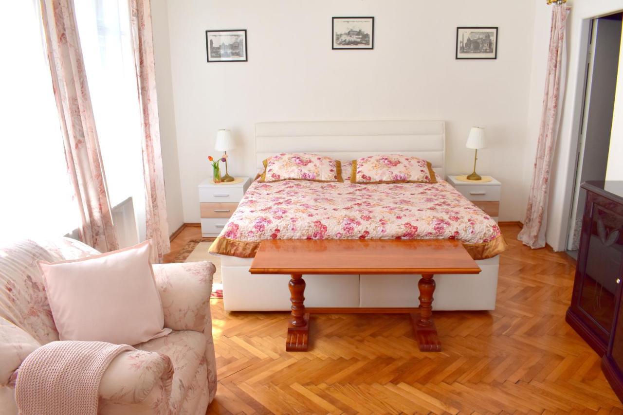 Old Town Konviktska - Bohemian Residence Πράγα Εξωτερικό φωτογραφία